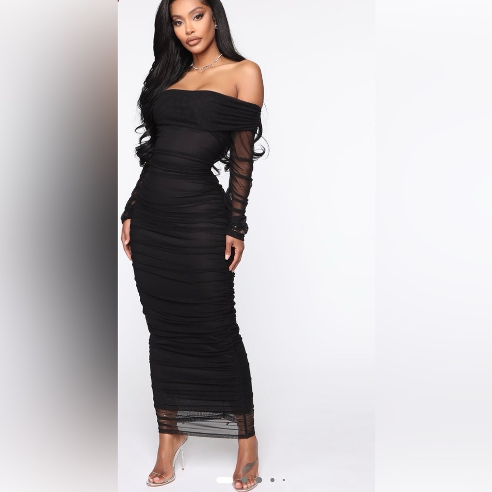 Elegant Black Ruched Dress